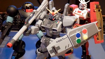 Consolas clásicas convertidas en figuras de Gundam