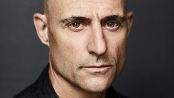 El actor Mark Strong pondrá voz a la campaña de Battlefield V