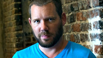 Cliff Bleszinski acusa a Epic Games de robarle personal