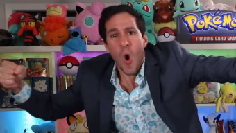 Un youtuber de Pokémon se vuelve loco tras obtener una carta rarísima valorada en 55.000 dólares