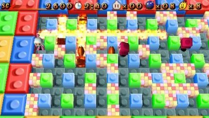 La sencillez, inmediatez y gran jugabilidad de Bomberman, vuelven a estar presente en esta versión para PSP.