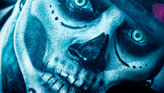 Call of Duty Modern Warfare y Call of Duty Warzone recibirán cosméticos de Día de Muertos, La Matanza de Texas y más