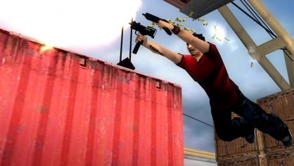 Movimientos locos, tiempo bala, retroceder en el tiempo, movimientos picantes… nuestro protagonista no conoce las reglas de la física, pero por suerte sí las de la acción espectacular sin barreras.