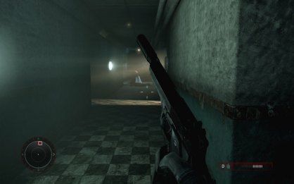 La variedad de armas ni tan siquiera es particularmente acusada. Sólo podremos llevar dos, una corta y un fusil, y siempre acabaremos empleando los mismos modelos.