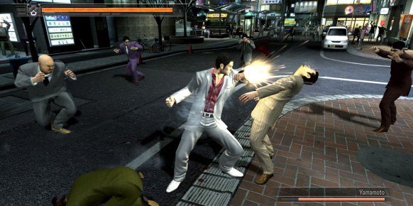 Kaz es, de todos los personajes, el más equilibrado en cuanto a habilidades, velocidad y poder de golpeo. Por algo es el protagonista principal. 