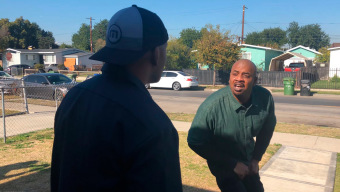 No te pierdas a los actores de GTA V recreando el meme de moda en la vida real: "Lamar roasts Franklin"