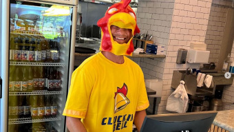 Abren en la vida real un Cluckin' Bell, el mítico restaurante de comida rápida de GTA