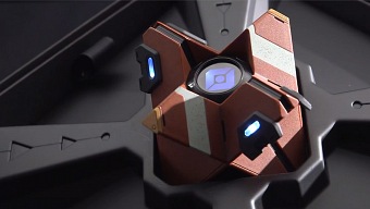 Destiny: La idea inicial de Ghost era que fuera gracioso y se contrató a cómicos para escribirlo