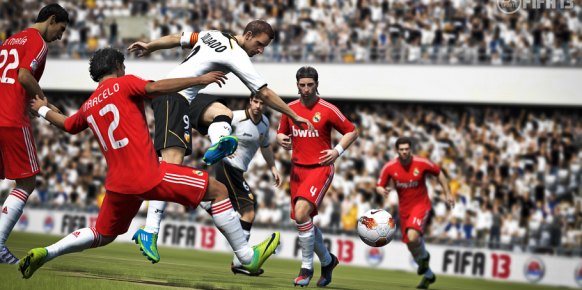 Se acabaron los controles perfectos de balón. En FIFA 13 habrá que aprender a lidiar con los errores.