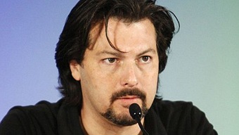 David Hayter, doblador de Metal Gear, cuenta una curiosidad sobre su trabajo: "Llegué a vomitar sobre el micrófono"