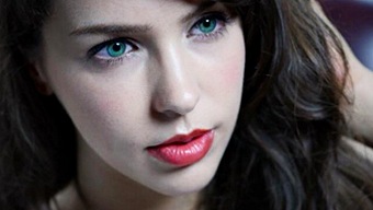 La actriz tras Quiet vuelve a insinuar su presencia en Death Stranding