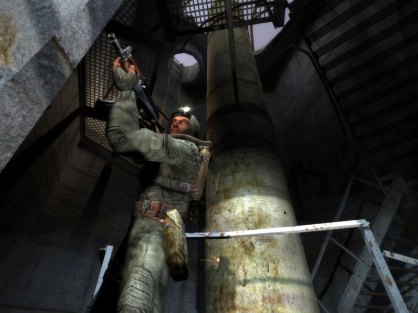 Jugaremos convertidos en un stalker, una especie de caza recompensas en busca de objetos y artefactos por los fantasmagóricos e inhóspitos parajes de “la zona”.