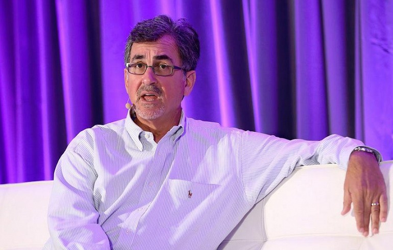 Michael Pachter estima para mediados de 2017 a PlayStation Neo