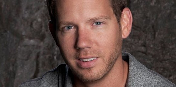 Cliff Bleszinski critica duramente el cambio de política de Xbox One