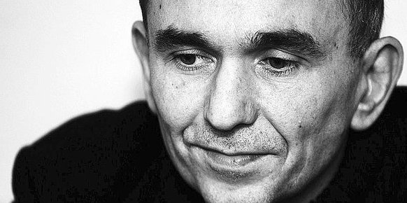 Tras la 'curiosidad' Molyneux llama a la 'cooperación'